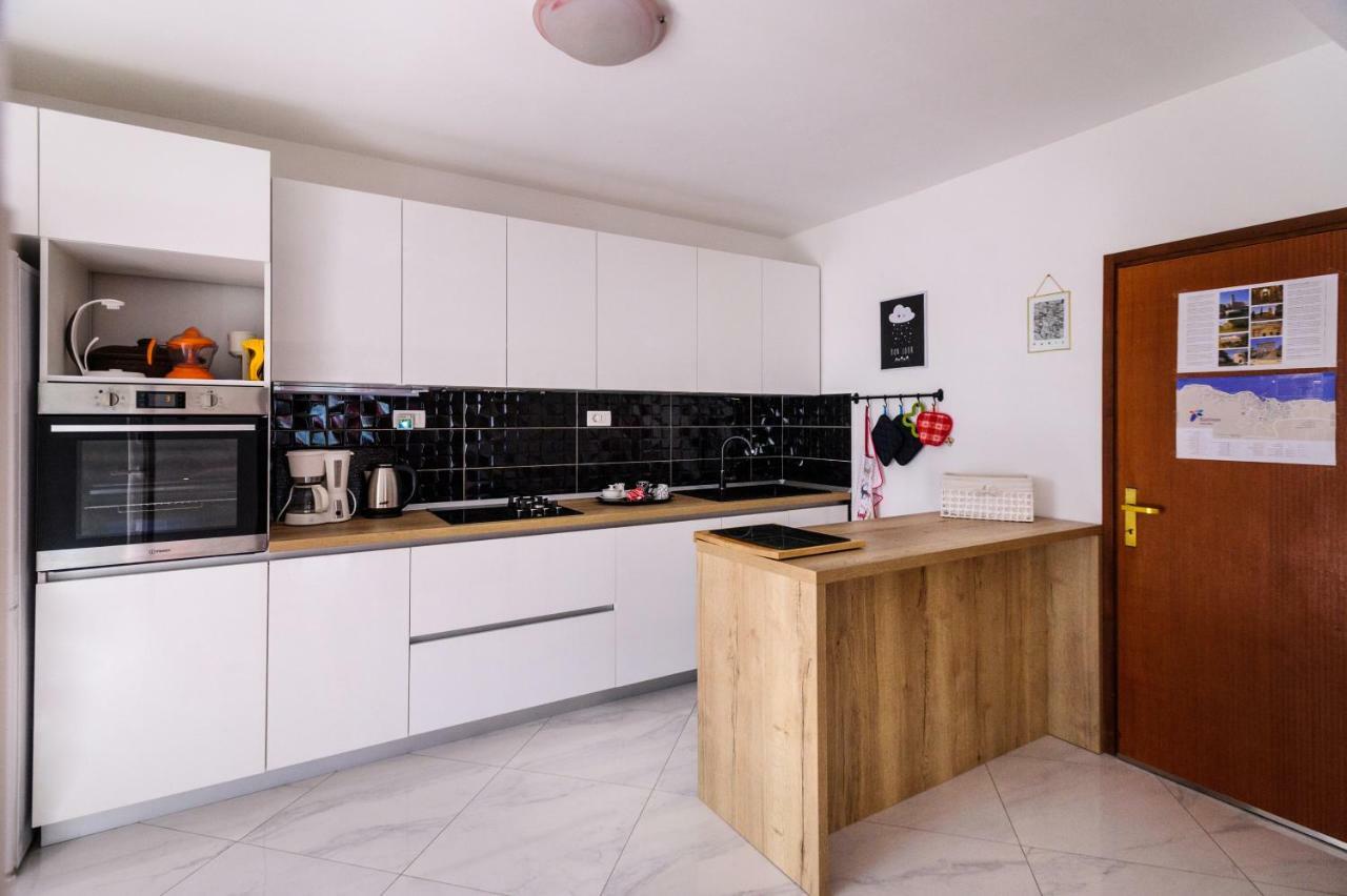 Great View Apartment Sutivan Εξωτερικό φωτογραφία