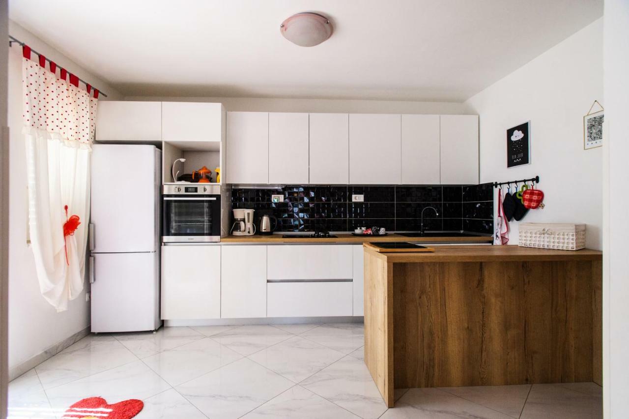 Great View Apartment Sutivan Εξωτερικό φωτογραφία